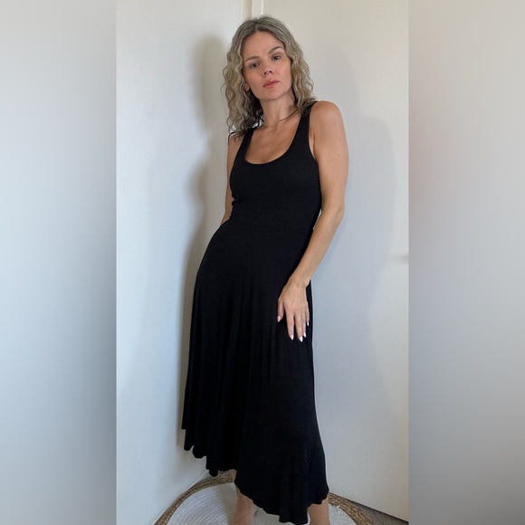 Marine Layer Lexi Rib Fit and Flare Midi Dress in Black - Picture 7 of 11